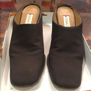 Donald J Pliner dark brown slide ons size 7.5